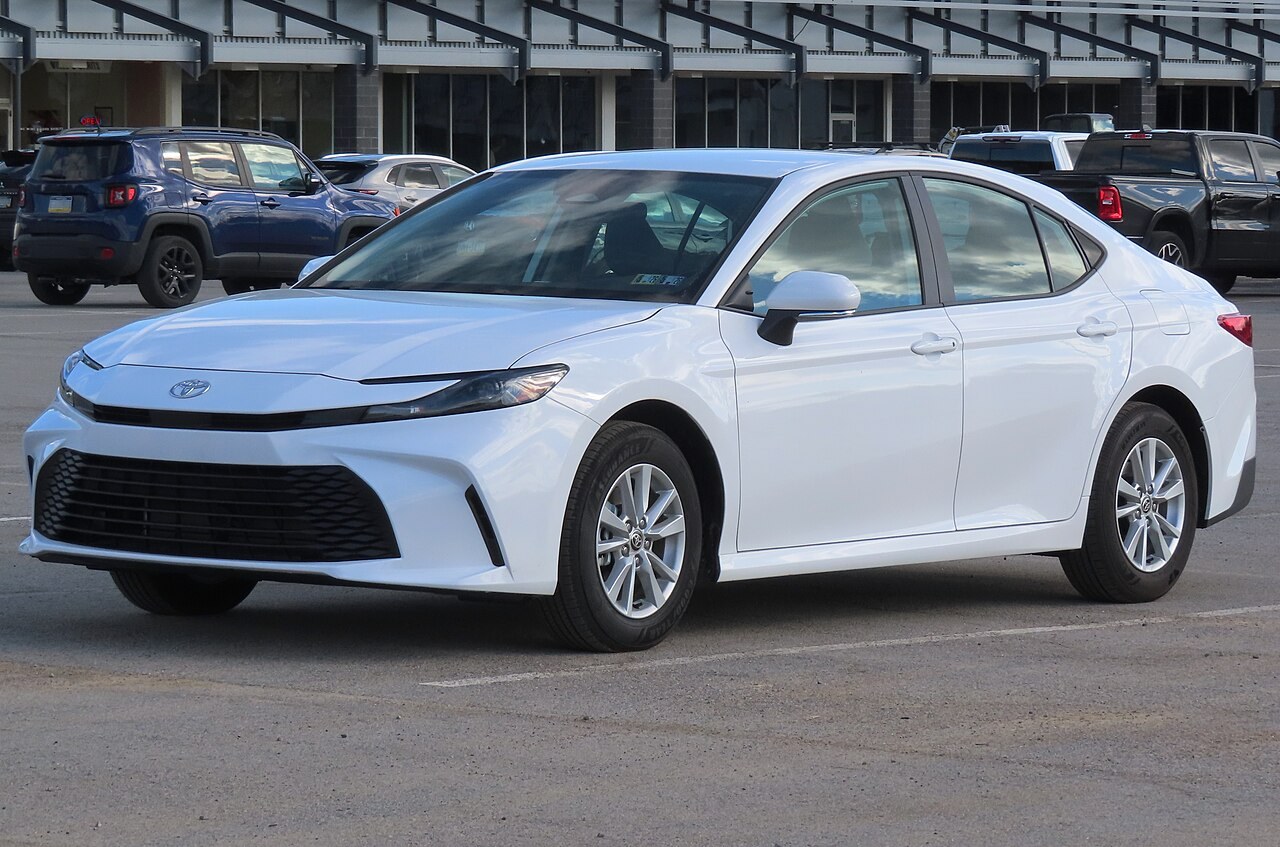 Toyota Camry, 2026