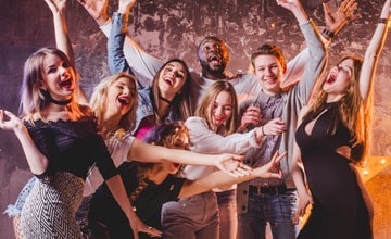 Бизнес такси в Алматы. VIP такси Алматы. Заказ бизнес такси в Алматы